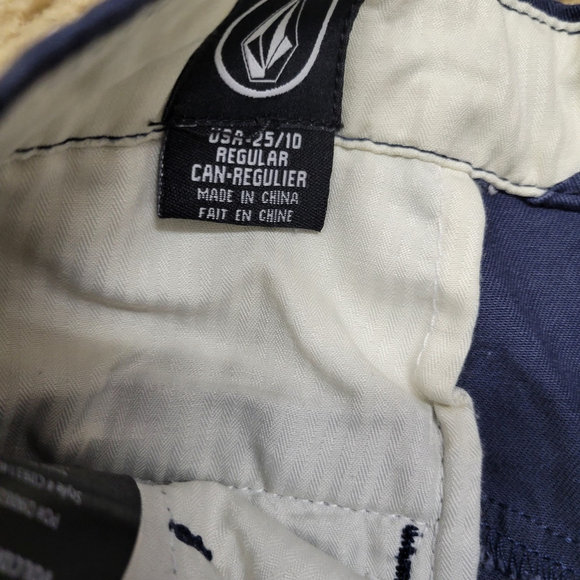 Volcom Youth Boys Navy Shorts Size 25 Inseam 10 Excellent Condition - Picture 5 of 5